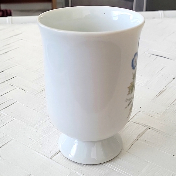 Vintage Wildflower Footed Pedestal Tea or Coffee Cup Mug with Handle Japan - Picture 4 of 6